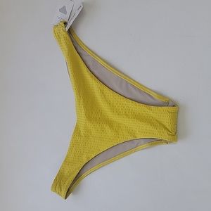 Lululemon Drifting Tides Skimpy Bottom Soleil